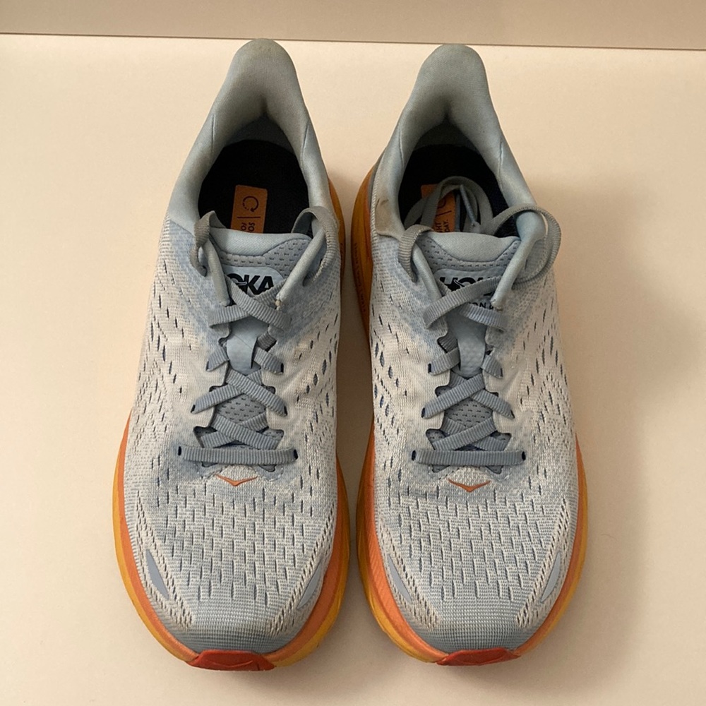 HOKA Clifton 8s